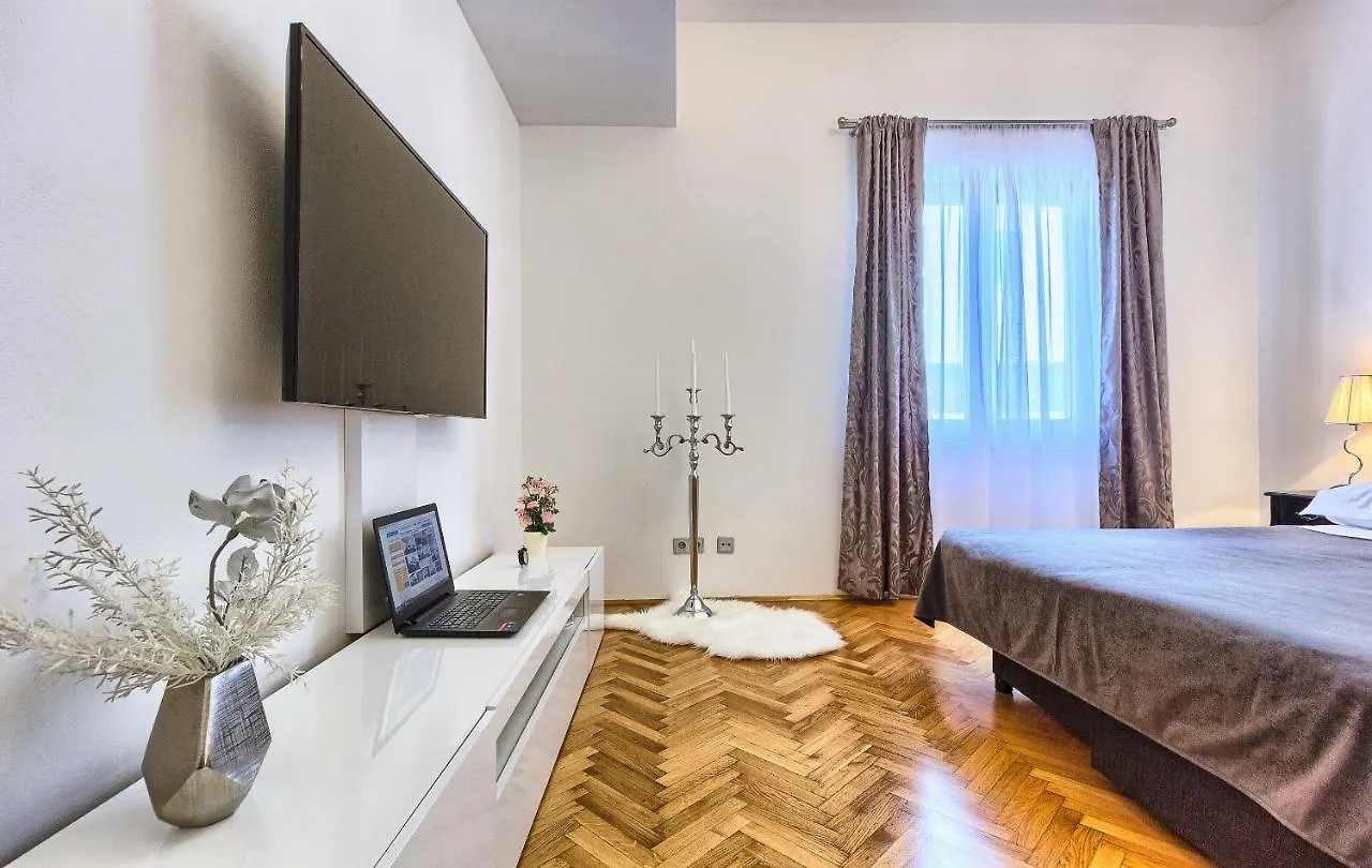 Prestige Lux Apartments Split