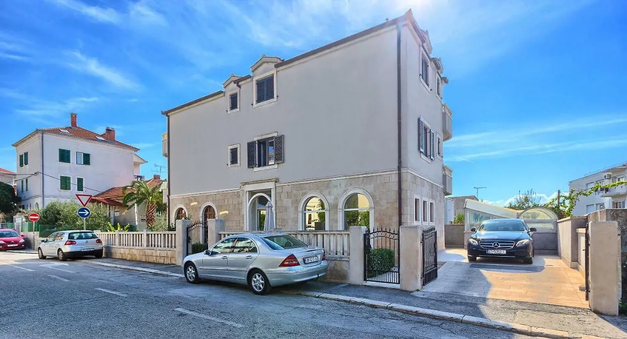 Prestige Lux Apartments Split